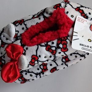 HELLO KITTY Red And White Red Bow SLIPPER SOCKS